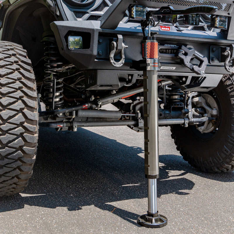 Go Rhino Xventure Gear EG1 El Gato Hydraulic Jack - Graphite - View 14 | Dirty Garage