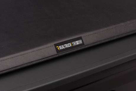 2014-2018 GM 1500/HD TruXport Bed Cover 6'6" - View 3 | Dirty Garage