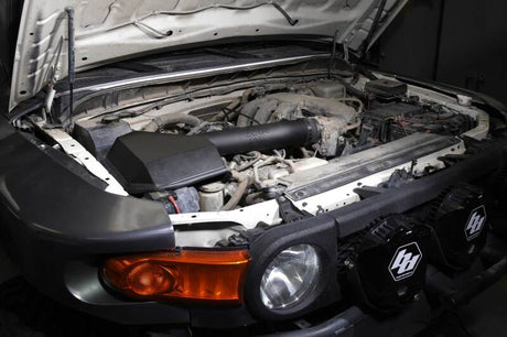 Universal 10 FJ Cruiser 4 Runner 4.0L-V6 AirCharger Performance Intake - View 9 | Dirty Garage