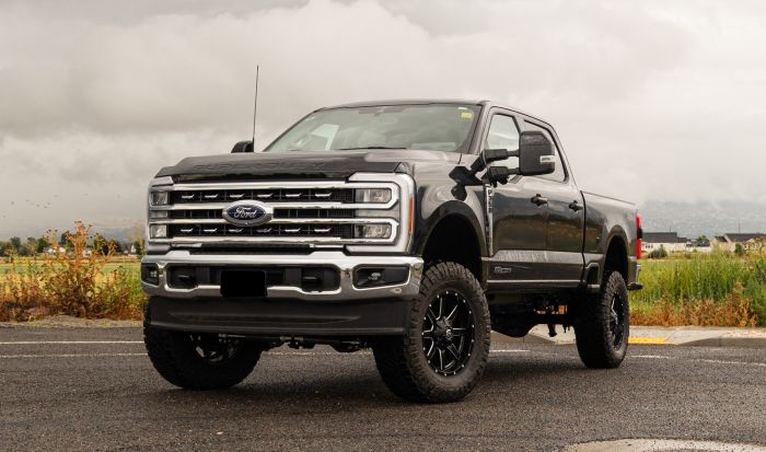 2023-2025 Superduty 4"  Coil Spring Lift Kit w/ Falcon 2.1 Shocks - View 3 | Dirty Garage