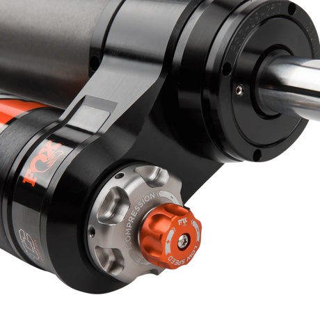 2018-2024 Wrangler Rear 4.5-6" Elite Series 2.5 Shock - View 4 | Dirty Garage
